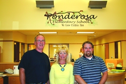 med_Supervisor_Hans_Olson_Principal_Teresa_Hjereser__Project_Manager_Toby_Thosath_007